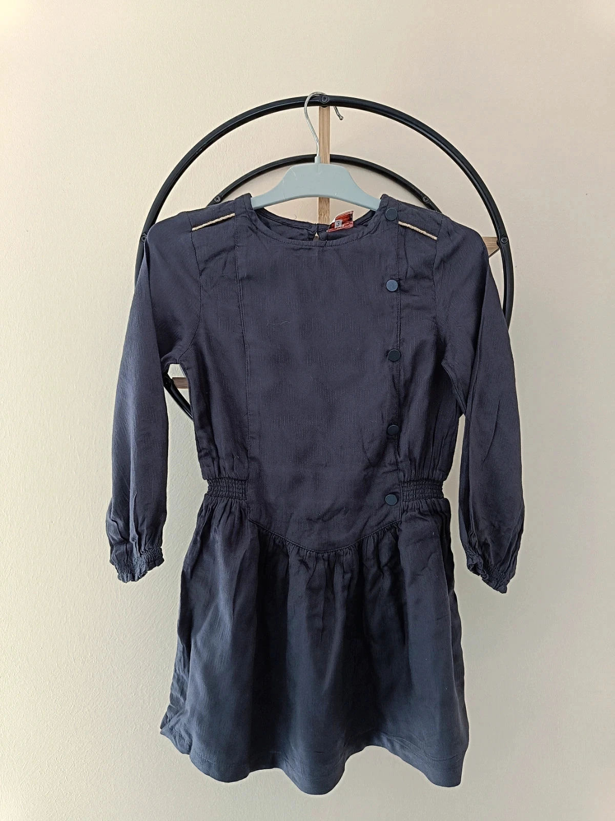 5 ans robe tape a l'oeil neuve étiquettee